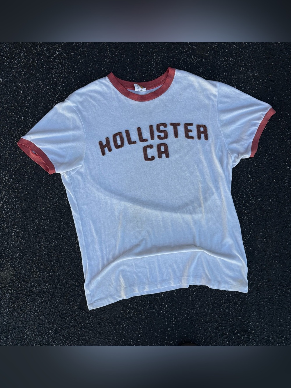 Vintage 2000s Hollister CA Embroidered White Ringer T-Shirt Size Large USA Beach